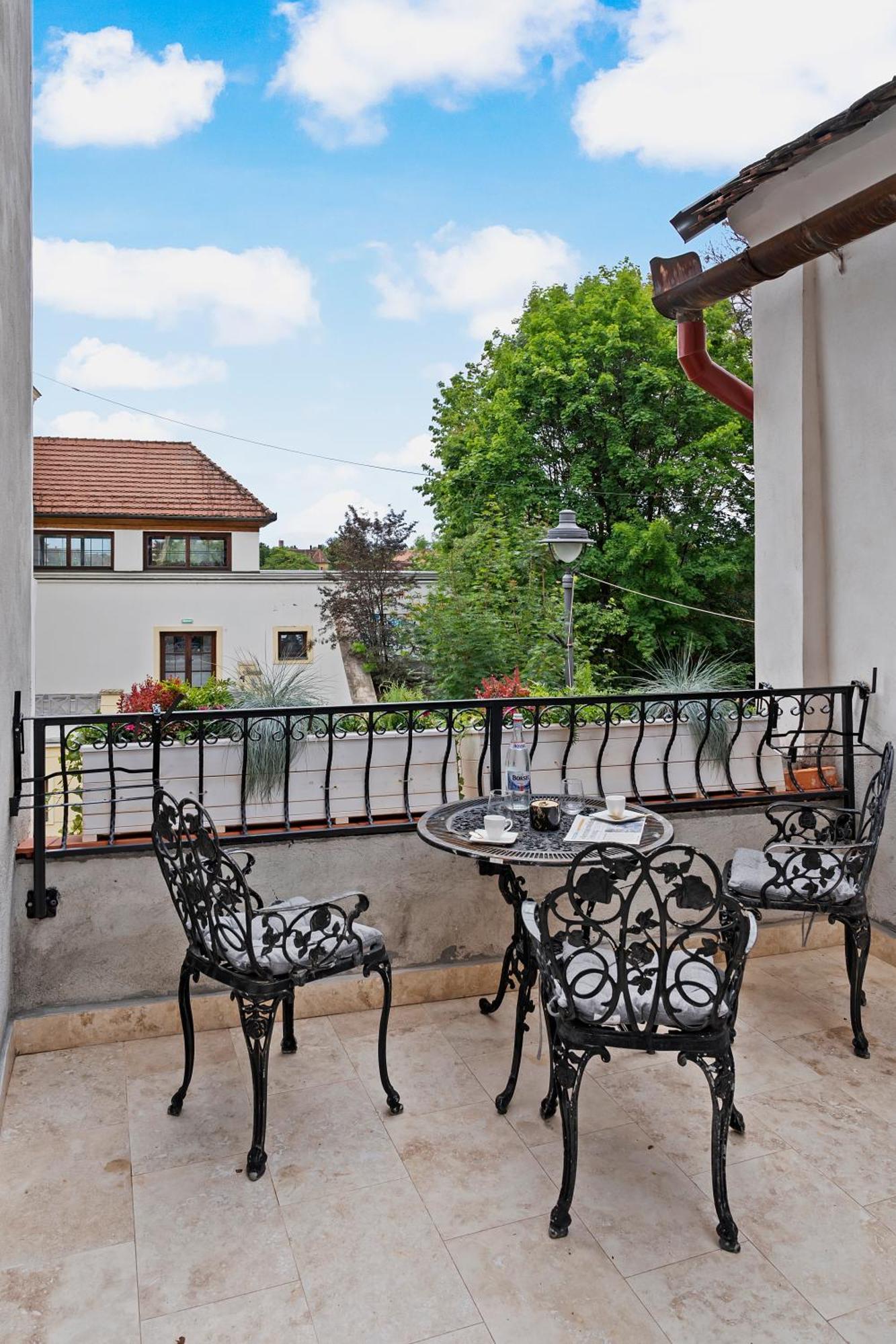 Gela'S Terrace Apartment Sibiu Buitenkant foto
